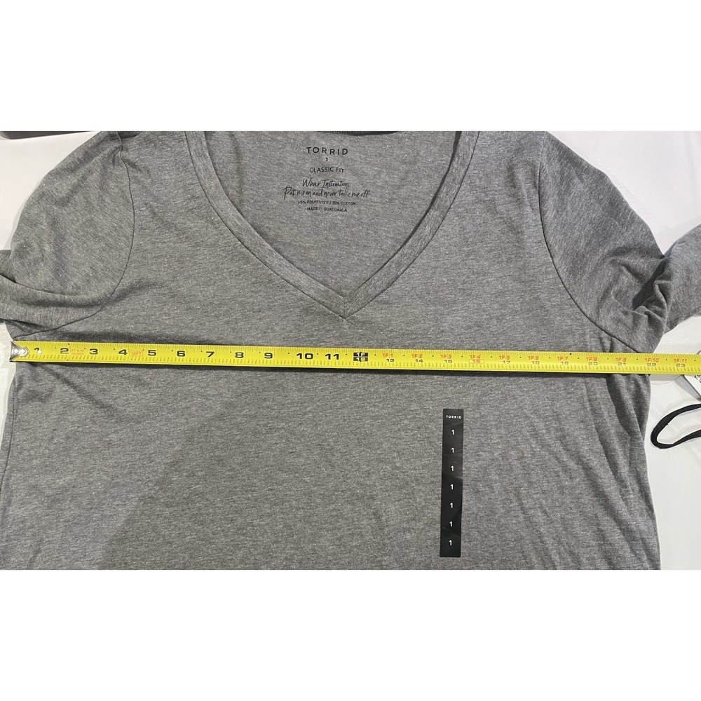 Torrid Girlfriend Tee 1X Gray V-Neck Long Sleeve Classic Fit NWT Plus Size - Picture 8 of 9